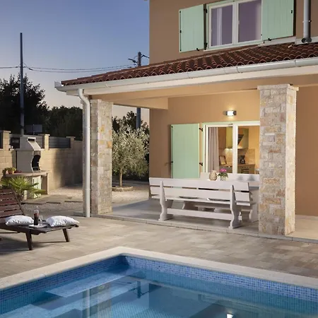 Matea Villa Orbanići