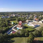 Matea Villa *