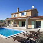 Villa Matea Orbanići
