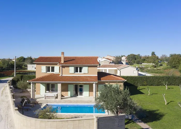 Matea Villa